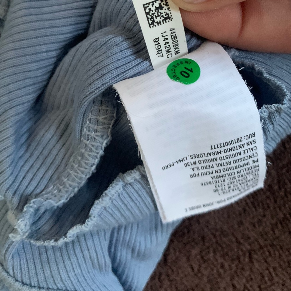 🩵AE Henley Crop Tank Ribbed Blue with Buttons - Size XL - NWOT - Picture 9 of 10